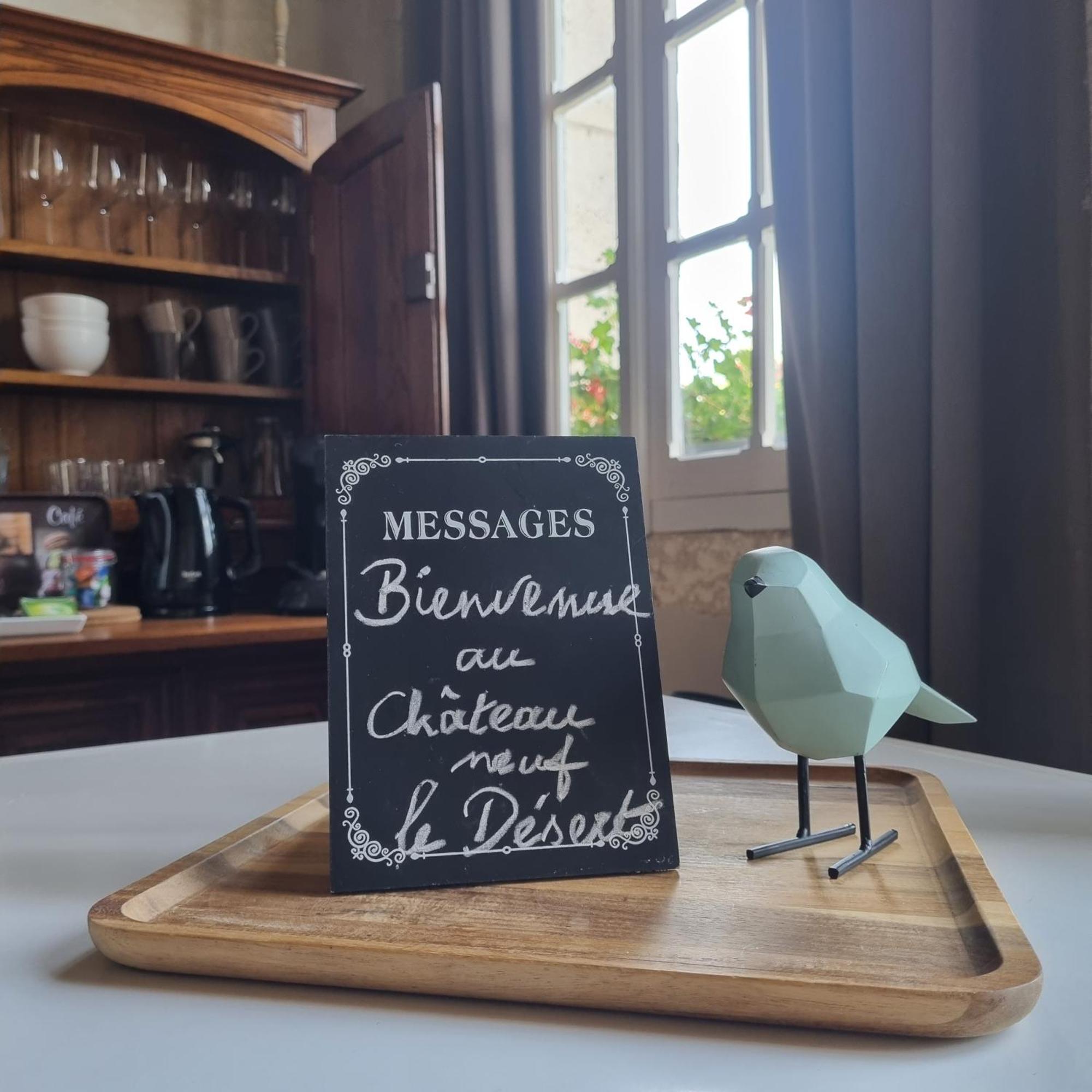 Chateau Neuf Le Desert Le Pizou Værelse billede